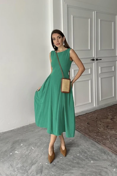 Yeşil Yanları Büzgülü Midi Boy Keten Elbise ürün görseli