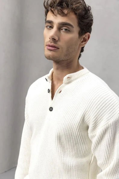 Wes Selanik Örgü 3 Düğmeli Yarım Pat Rahat Kalıp Erkek Triko Kazak - Ekru - Resim 4