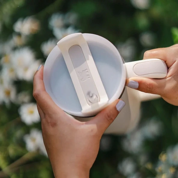 Stanley Quencher FlowState Tumbler Pipetli Termos 1.18L Krem Rengi - 3