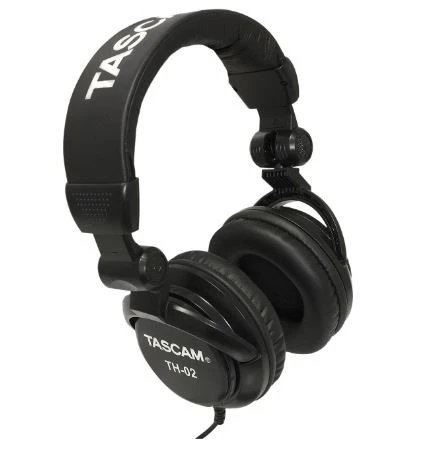 Tascam TH-02 Stüdyo Kulaklığı  - Açılmış Kutu (Sıfır Kondisyon)