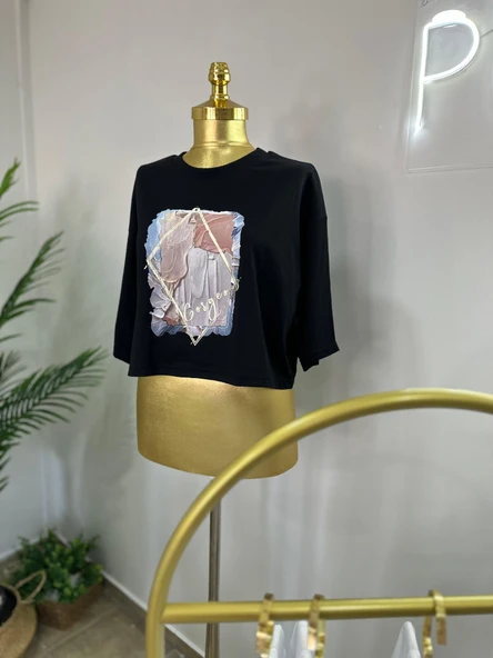 GORGEOUS -KADIN GİYİM-CROP OVERSIZE MODEL-DİJİTAL TEKNOLOJİ BASKI