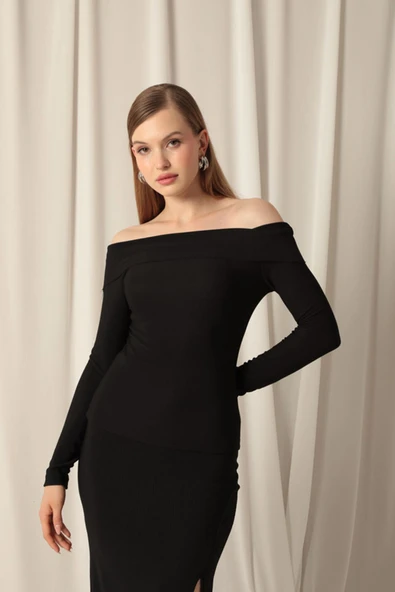 Ottoman Kumaş Madonna Yaka Kadın Siyah Bluz ürün görseli