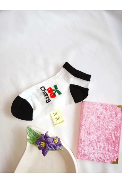 3 ÇİFT PAMUKLU PATİK ÇORAP BURUN DİKİŞSİZ SOFT KISA KONÇ DESEN KADIN ÇORABI 36-40 BEYAZ SİYAH - 5