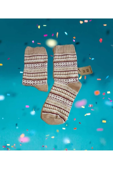 HAVLULU KIŞLIK YUMUŞAK SICAK YILBAŞI MOTİF DESENLİ ETNİK KADIN ÇORABI PAMUKLU SÜTLÜKAHVE BEYAZ ÇORAP - 2