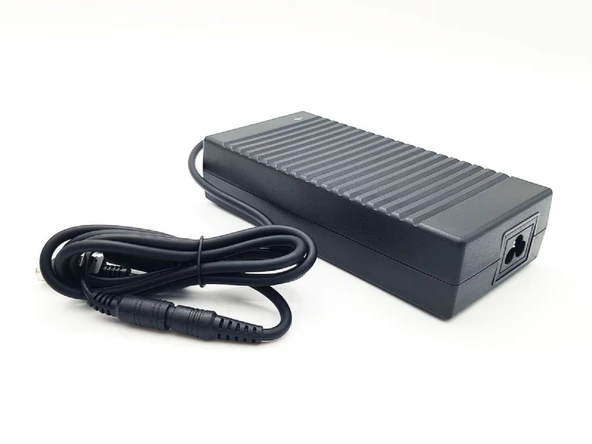 FSP GENUINE OEM AC ADAPTER 12V 12.5A 4-Pin 150W Power FSP150-AHAN1 ŞARJ ADAPTÖRÜ ürün görseli
