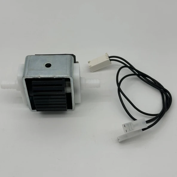 Karcher Puzzı 8/1 C - 10/1 C Koltuk Yıkama Su Pompası Tip 2 - Resim 4