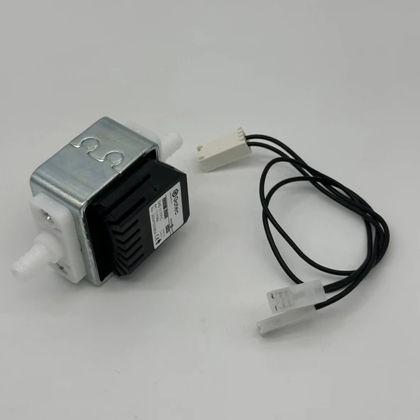 Karcher Puzzı 8/1 C - 10/1 C Koltuk Yıkama Su Pompası Tip 2 - Resim 9