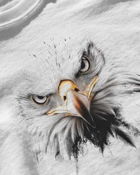 Erkek Beyaz Relaxed Fit %100 Pamuk Tişört – Büyük Ön Kartal Başı Baskılı - Resim 3