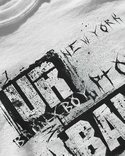 Erkek Beyaz Relaxed Fit %100 Pamuk Tişört – Urban Graffiti Tipografi Büyük Ön Baskılı - Resim 3