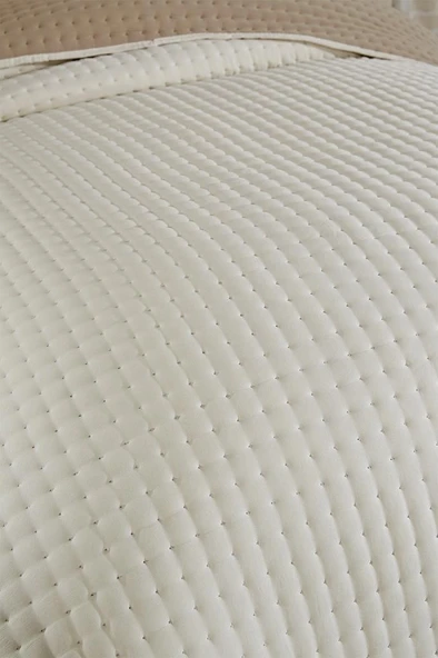 Elisa Dolgulu Çift Taraflı Tek Kişilik 180x240 Cm Yatak Örtüsü Krem - Resim 5