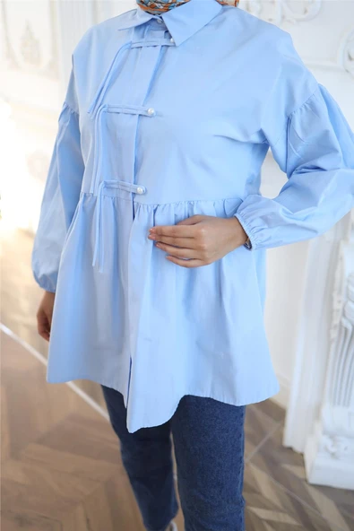 Kolları Lastikli Belden Büzgülü Bağcık Düğmeli Gömlek - (38-46) - 71302 - Mavi - Resim 4