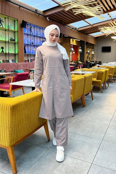 Önden İki Cepli Sade Basic Uzun Tunik Pantolon İkili Spor Takımı - 03067-1.016 - Vizon - Resim 3