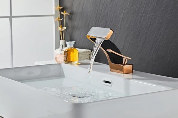 Flextail Pirinç Lüx Gold Rose Gold Siyah Şelale Banyo Lavabo Bataryası Musluk - 3