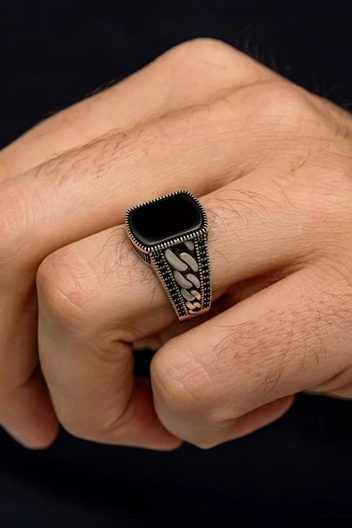 Siyah Oniks Taşlı Gurmet Zincir Motifli 925 Erkek Gümüş Yüzük ürün görseli