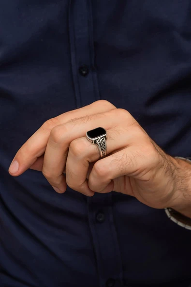 Kral Motif Siyah Oniks Taşlı 925 Gümüş Erkek Yüzük - Resim 4