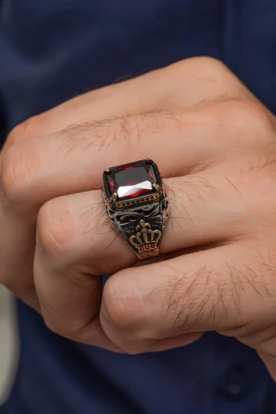 Kare Kırmızı Taşlı Kral Motifli 925 Gümüş Erkek Yüzük - Resim 3