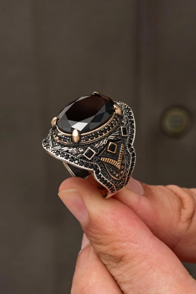 Siyah Zirkon Taşlı Oval 925 Erkek Gümüş Yüzük ürün görseli