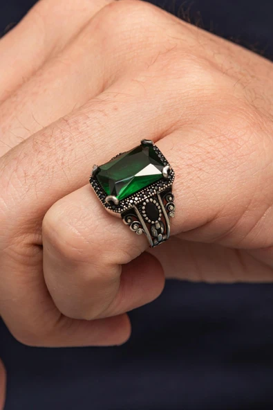 Serçe Parmak Yeşil Taşlı 925 Erkek Gümüş Yüzük ürün görseli