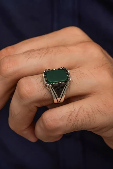 Yeşil Akik Taşlı 925 Gümüş Erkek Yüzük ürün görseli