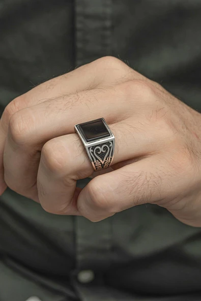 Siyah Oniks Taşlı 925 Gümüş Erkek Yüzük ürün görseli