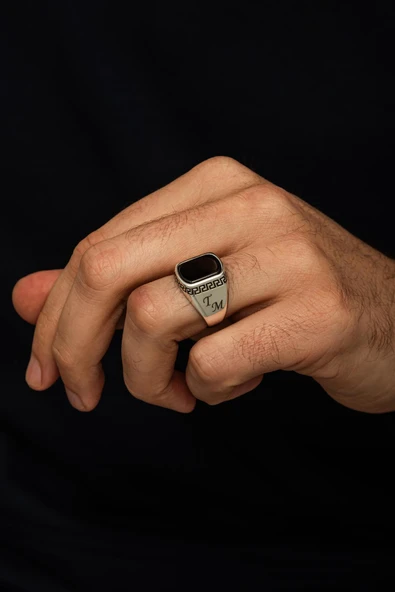 Siyah Oniks Taşlı Grek Motifli Harfli 925 Erkek Gümüş Yüzük - Resim 6