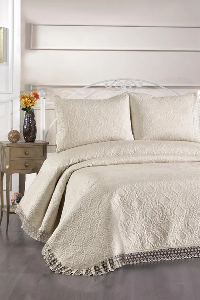Zoya Dantelli Kapitoneli Ultrasonik Çift Kişilik Yatak Örtüsü Bej ürün görseli