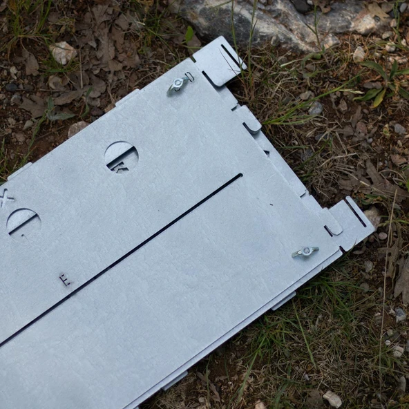 Kamp Ayısı® PyroWide™ Geniş Katlanır Metal Ateş Kutusu - 2mm Gri Galvaniz Çelik, Çantalı, 39.5 x 26.5 x 21 cm - 11