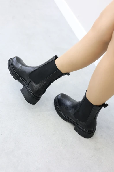 Hakiki Deri Kürklü  Kadın Klasik Bot 257KZA622 ürün görseli