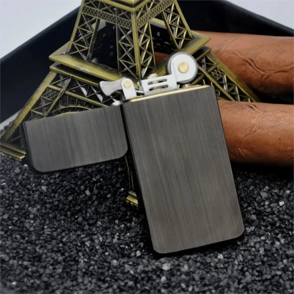 Kuboy Vintage Çakmak Benzinli Slim Çakmak Füme ürün görseli 1