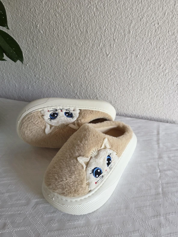Kadın Kedili Peluş Rahat Ev Terliği 25BNT133 - Resim 6