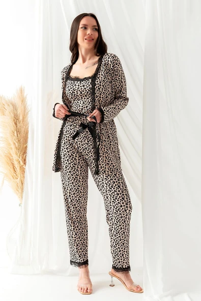 Sabahlıklı Dantel Detaylı Büyük Beden Pegasus Kadın Pijama Takımı-Çeyizlik Takım