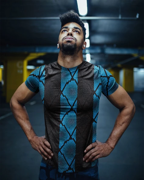 Desenli Antrenman ve Spor Forması, Halı Saha Forması, Nefes Alan Tişört, Yüksek Kalite Gym Tshirt - 4