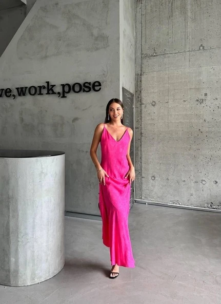 JAKARLI ASKILI SATEN ELBİSE ASİMETRİK - Pembe - Resim 2