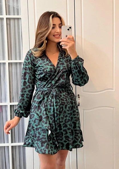 Kadın Uzun Kollu Kruvaze Yaka Belden Kuşaklı Leopar Desenli Dalgıç Elbise ürün görseli