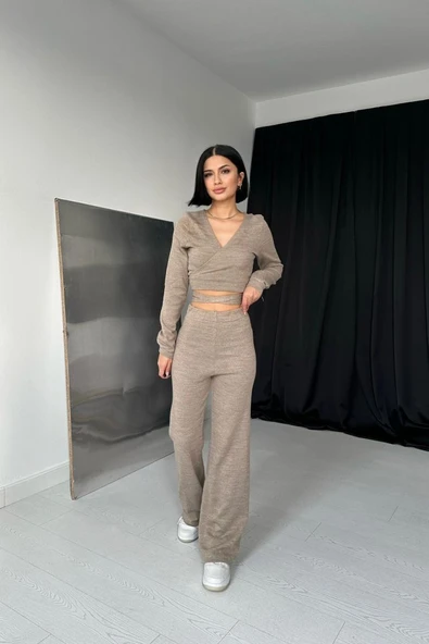 Bej Triko Takım ürün görseli