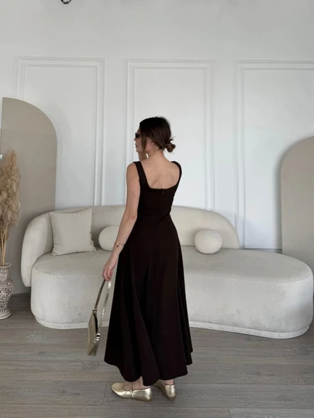 Sırt Dekolteli Kolsuz Uzun Elbise - Kahverengi - Resim 3