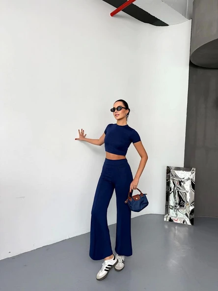 Osy Modal Yumuşak Dokulu Kumaş Kısa Kollu Crop Alt Ispanyol Paça Pantalon Ikili Takım - Lacivert - Resim 3