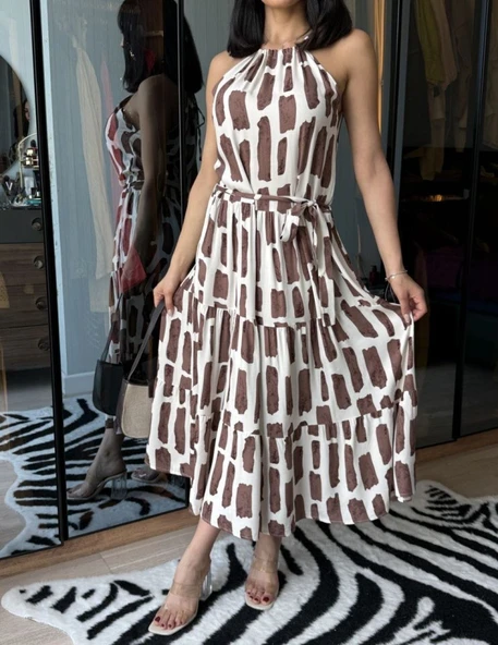 Kadın Viskon Kumaş Ip Askılı Halter Yaka Cepli Midi Boy Elbise - Resim 2