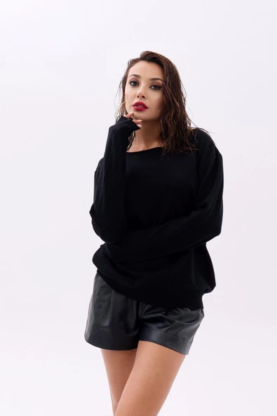 4216 TRİKO DÜZ SALAŞ KAZAK-SİYAH