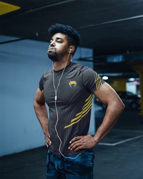 Desenli Antrenman ve Spor Forması, Halı Saha Forması, Nefes Alan Tişört, Yüksek Kalite Gym Tshirt - 3