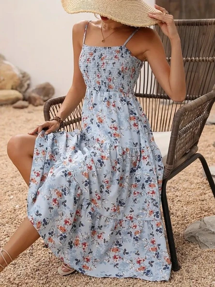 Kadın Ip Askılı Geniş V Yakalı Desenli Uzun Süprem Elbise ürün görseli