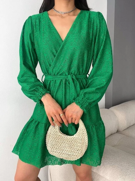 Kadın Fırsat ürünü Kruvaze Yaka Güpürlü Mini Elbise - Resim 4