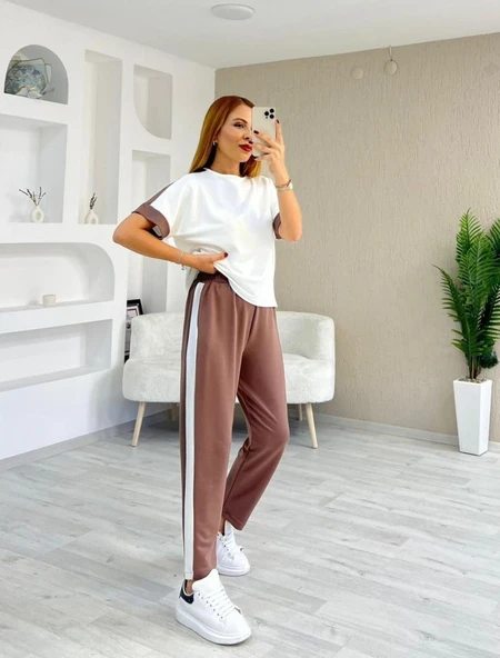 Kadın Modal Dokulu Kumaş Yanı şeritli Takım ürün görseli