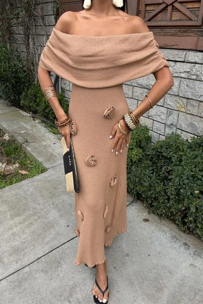 Eteği Gül Detay Madonna Yaka Elbise 2863 - Resim 3