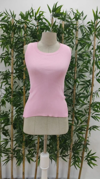 Kadın Kolsuz Sırt çapraz Detay Triko Bluz - Resim 3