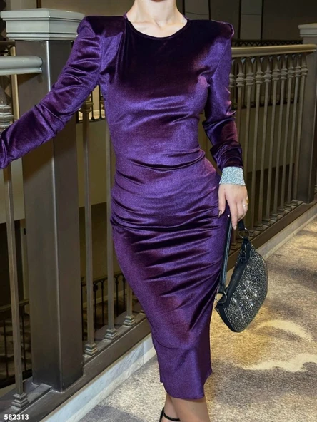 Kadın Bisiklet Yaka Vatkalı Manşet Detay Kadife Kumaş Midi Boy Elbise ürün görseli