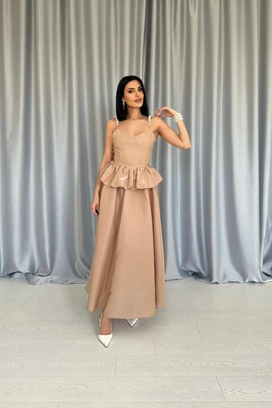 Camel Beli Büzgülü İnci Askılı Uzun Elbise - Resim 2