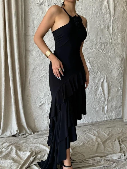 GÜLLÜ ELBİSE ASİMETRİK KATLI - Siyah ürün görseli