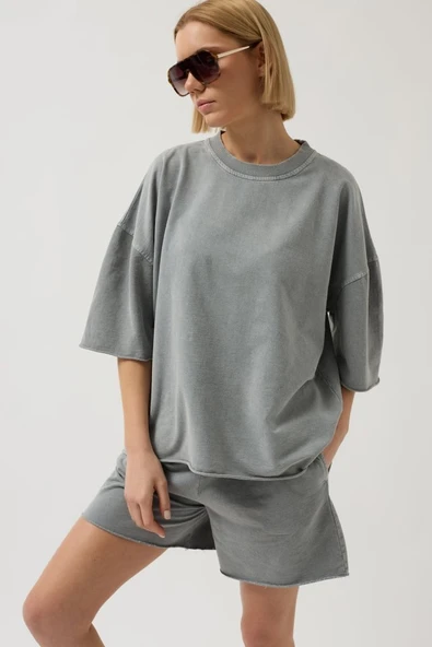 Oversize Lazer Kesim Bisiklet Yaka T-Shirt ürün görseli