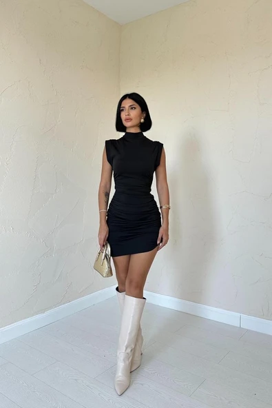Siyah Büzgülü Kolsuz Elbise - Resim 5
